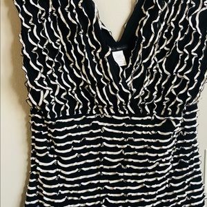 Black and white PXL top